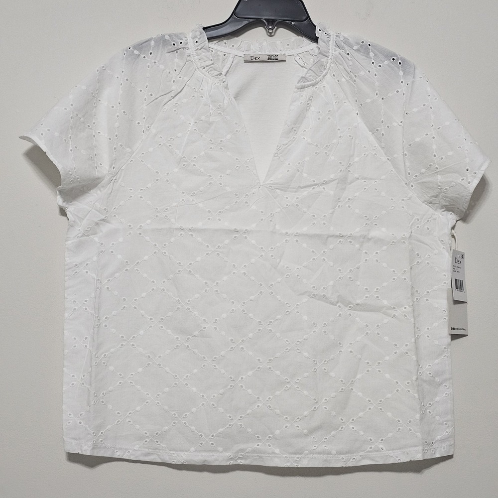 Dex Womens Top White Plus Size X Fits 14/14W Lace Front Short Sleeves Round Neck